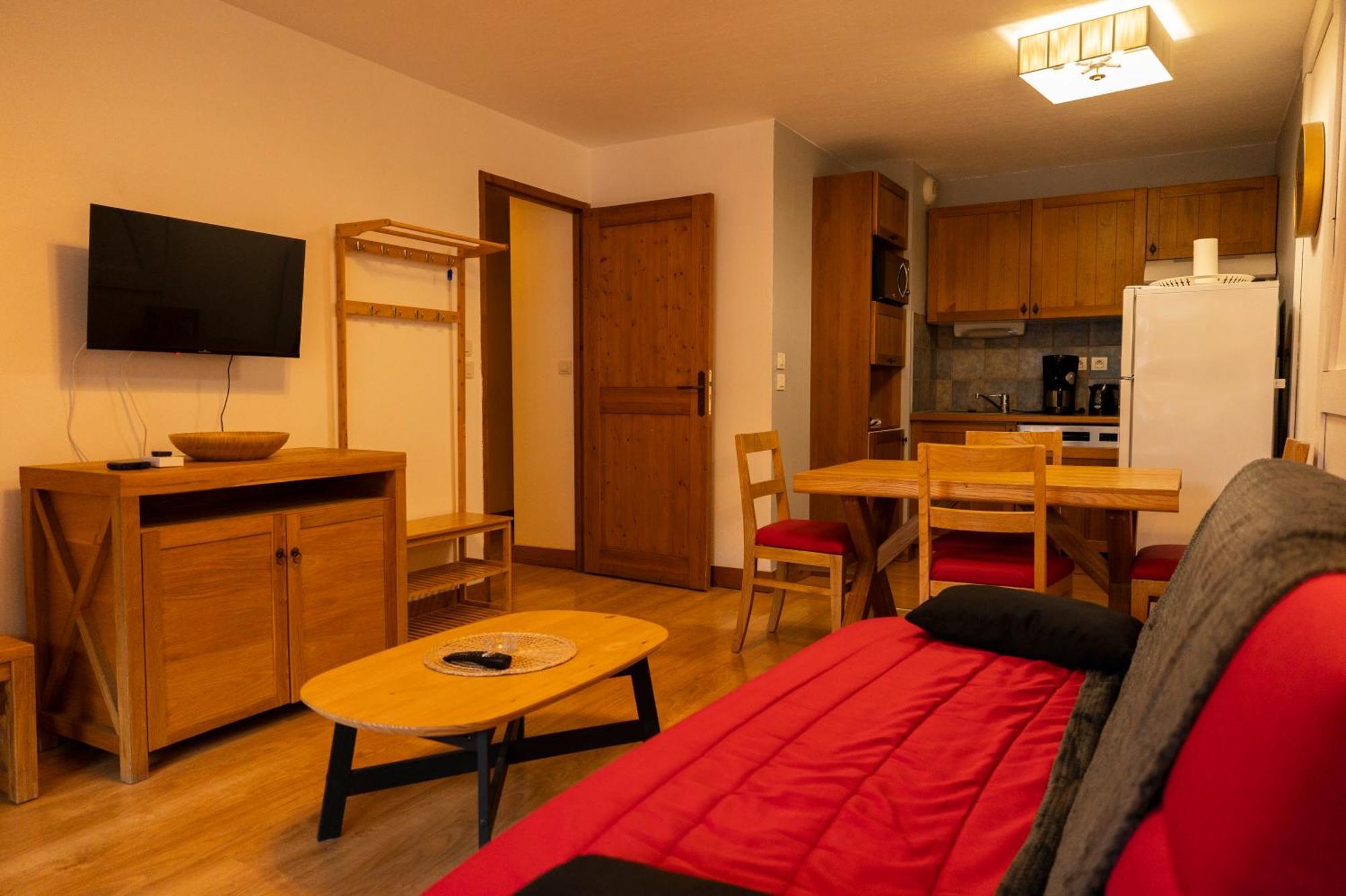 סן-לארי-סולאן Residence Cami Real **** מראה חיצוני תמונה